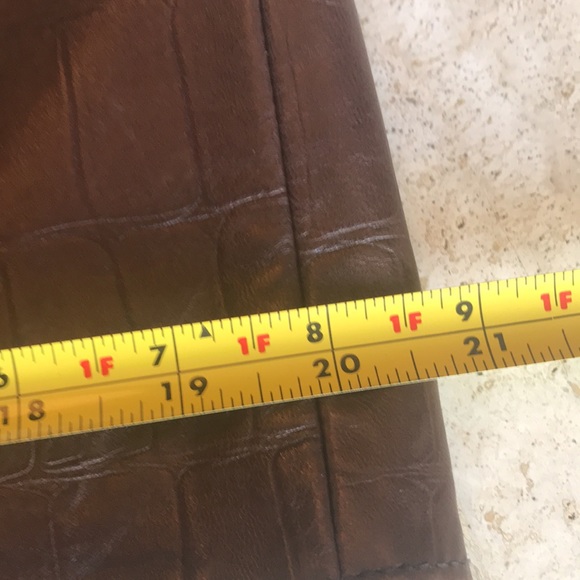 Elements by vakko Leather pressed croc, skirt - Picture 12 of 14